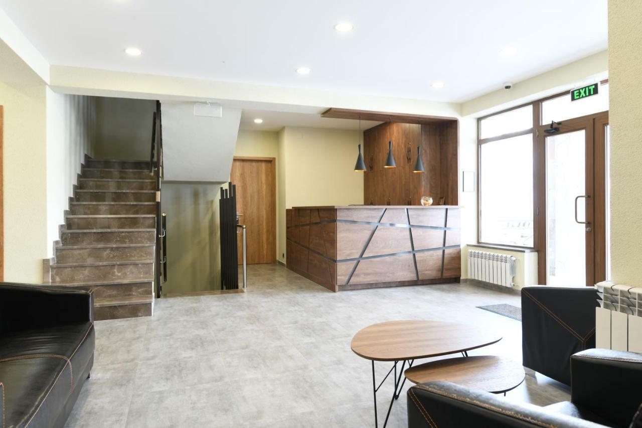 Hotel Ereto 구다우리 외부 사진