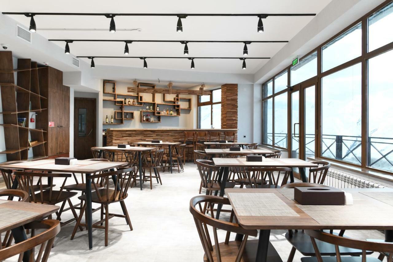 Hotel Ereto 구다우리 외부 사진