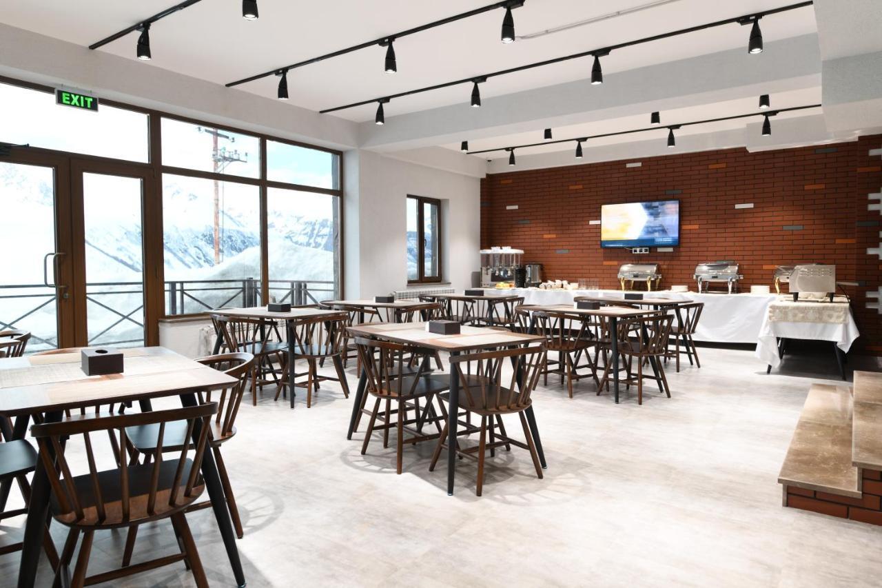 Hotel Ereto 구다우리 외부 사진